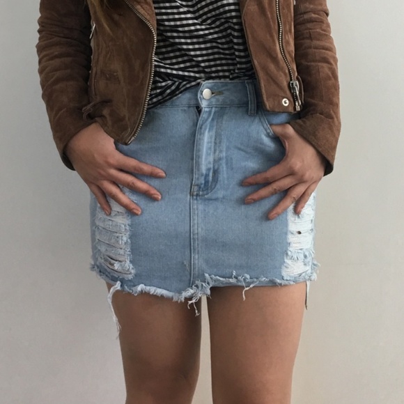 Distressed Denim Mini Skirt - Picture 6 of 8